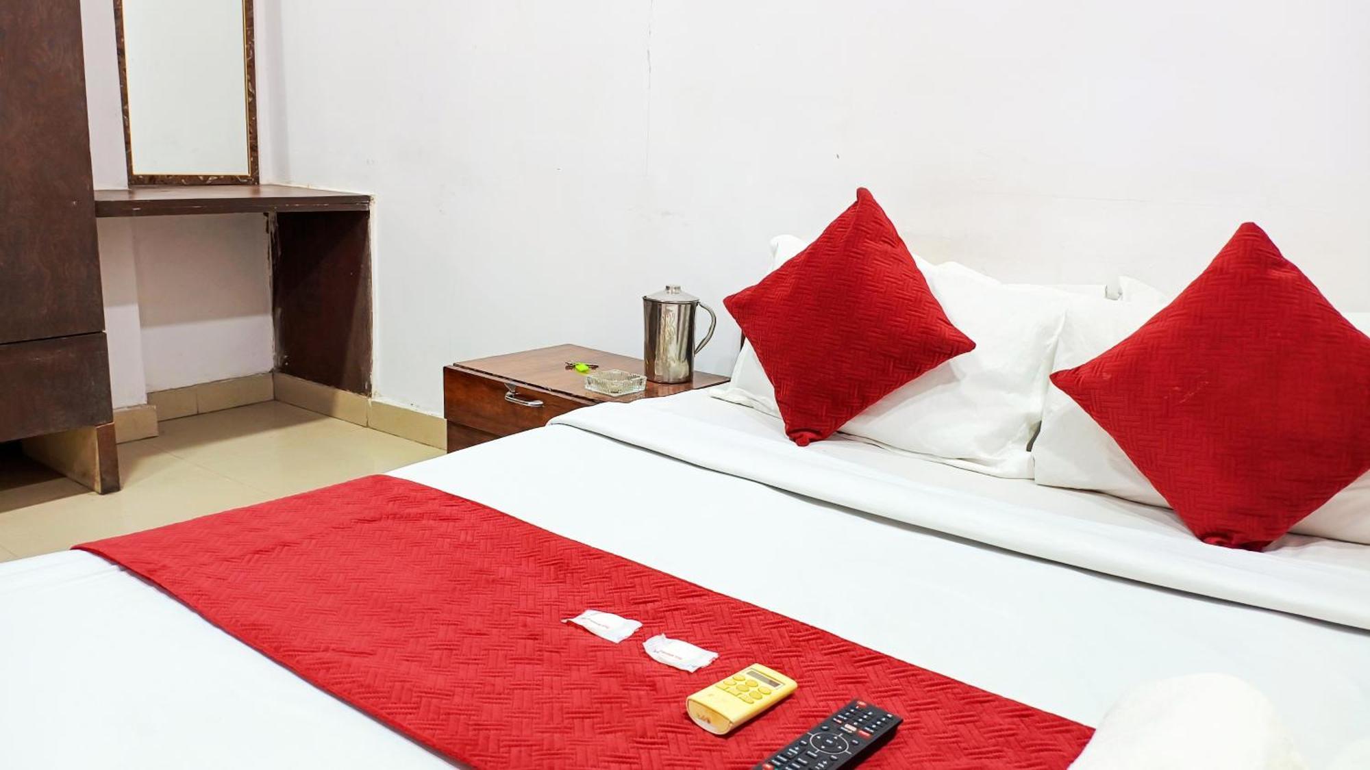 Hotel Maharaja Inn - Lajpat Nagar I New Delhi Bagian luar foto